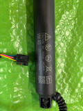 57A827851D,57A827852C Electric strut  servomotor Skoda Karoq (2)