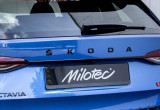 460904 Lišta nad zadní SPZ