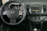 8133-b-Nissan_Note_2010_radio