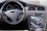4207-b-Volvo_S60_2000