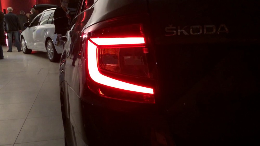 OEM 5E5945711 LED Left Side TailLight for Skoda Octavia 3 Facelift - Sedan  / Limousine for 161.00 € - Tail Lights